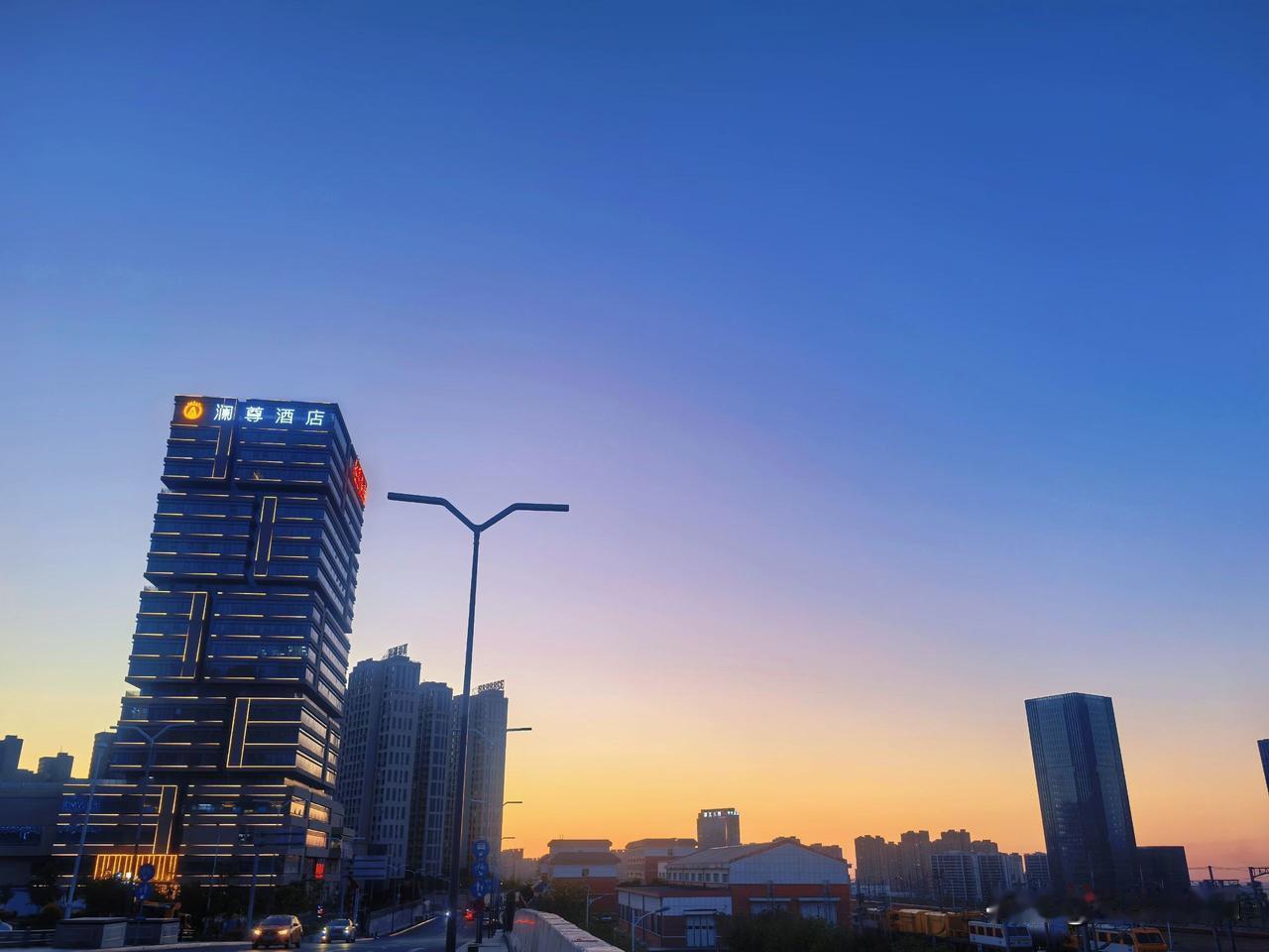 发张你手机里最美的夕阳照可以吗