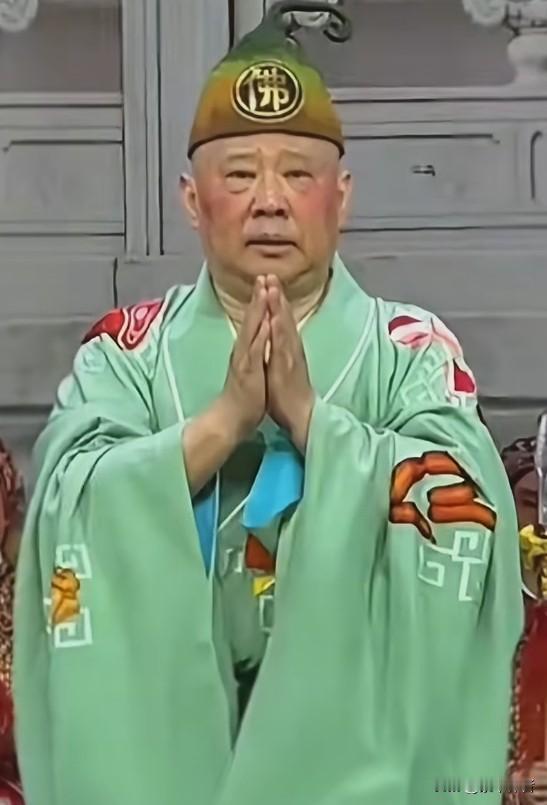 8月15日郭德纲西安演出被取消了。没有出意外……
郭德纲南京演出在最后突然来个改