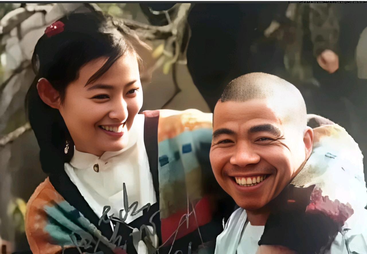 大名四海扬，
金莲武大郎。
分明存真爱，
喜悦挂脸庞。