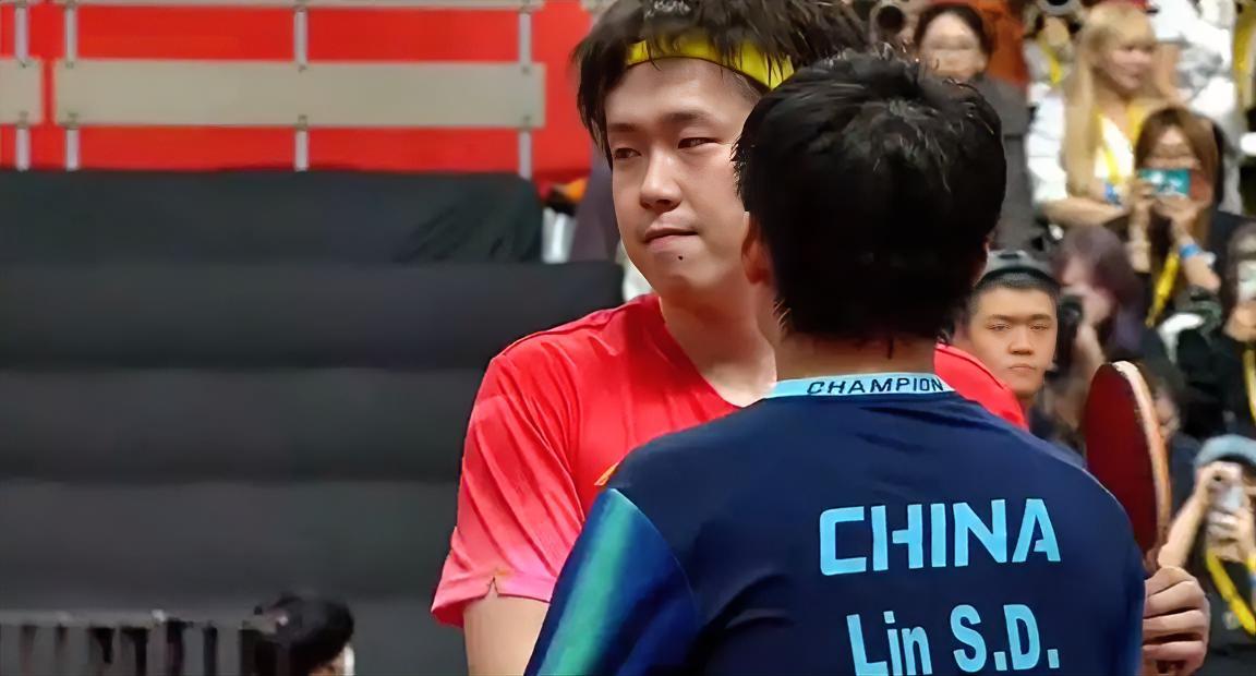 林诗栋4：0战胜队友王楚钦，赢下中国德比后，强势获得名古屋亚运会乒乓球男单冠军。
