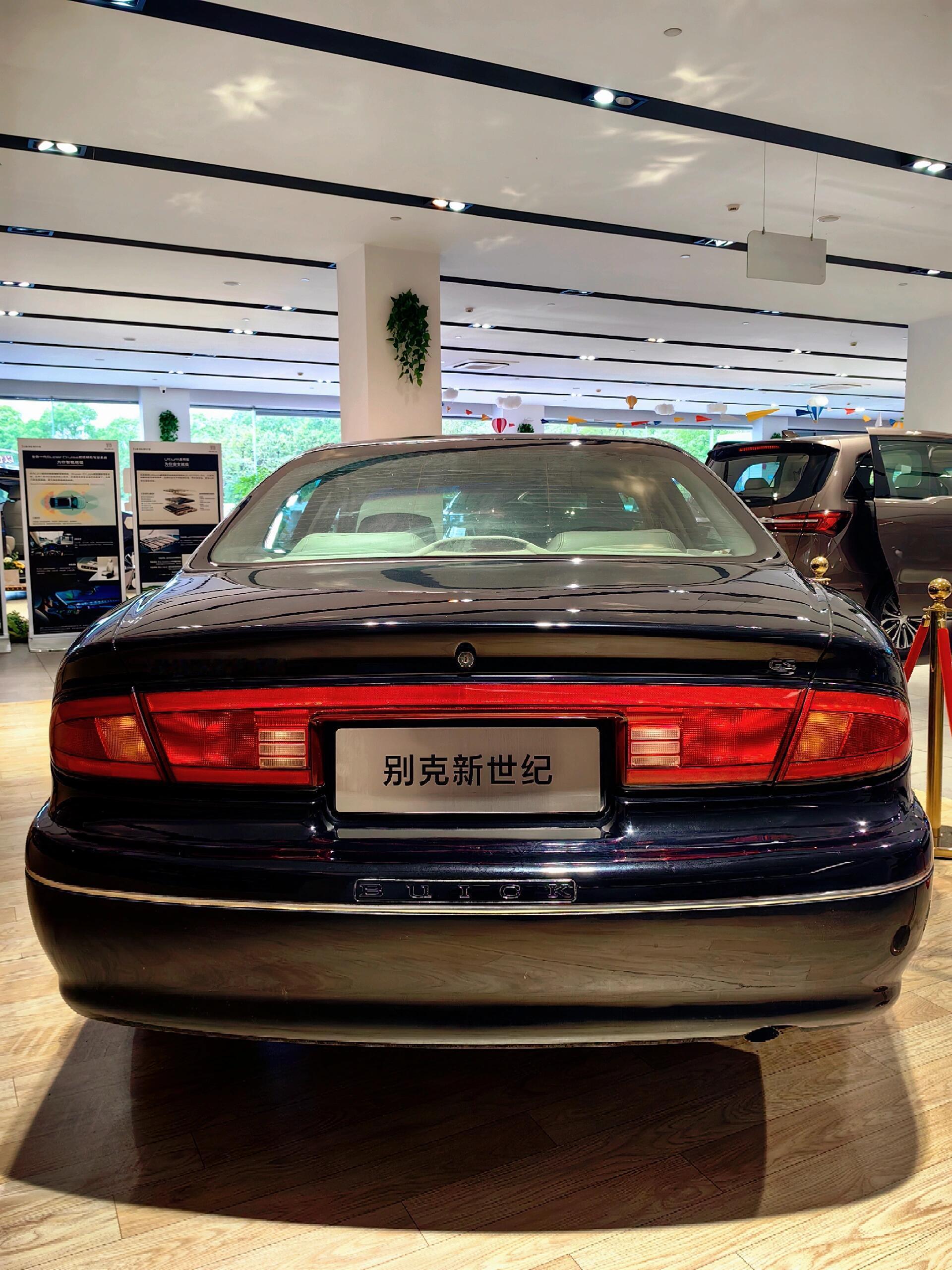 朋友想找一台98年的别克世纪，不知道有没有兄弟能提供线索？ 