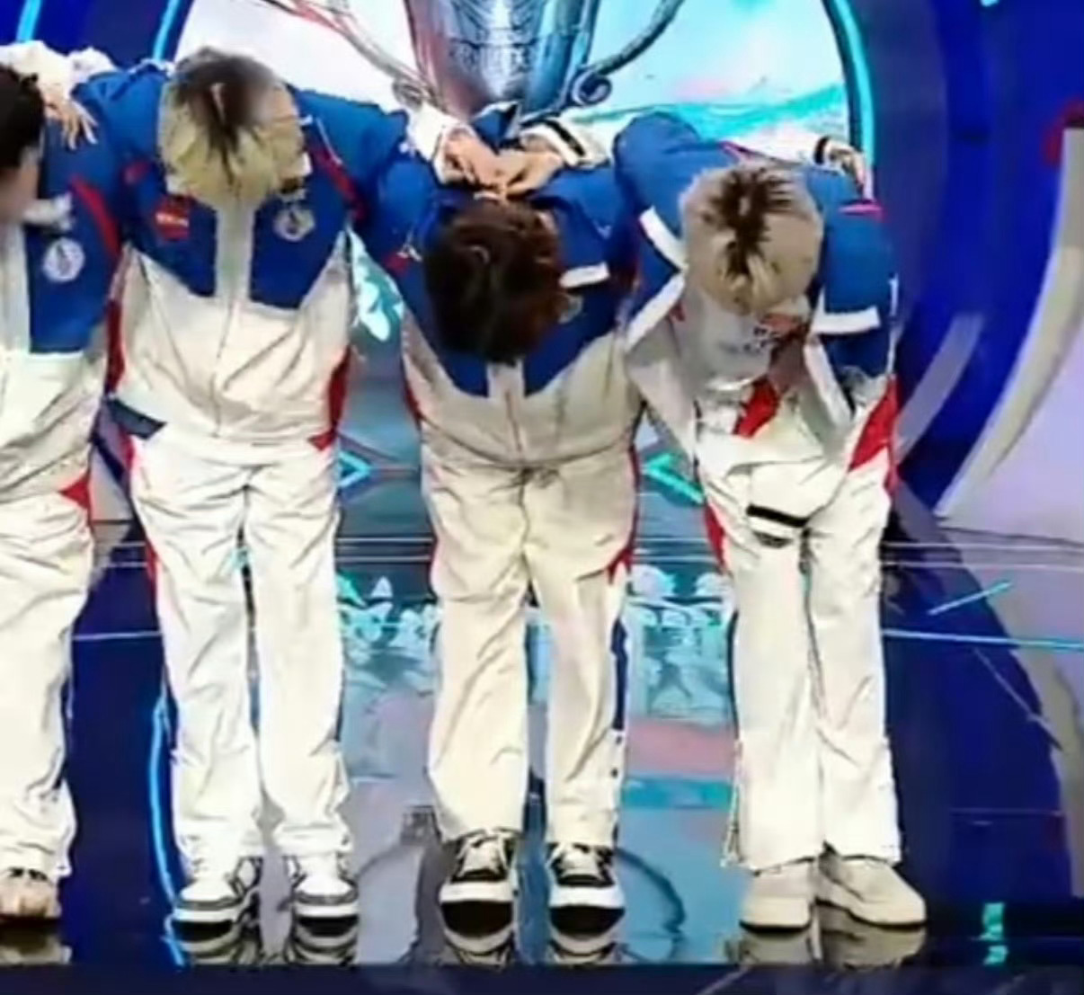 这个网课在干嘛！！！ 