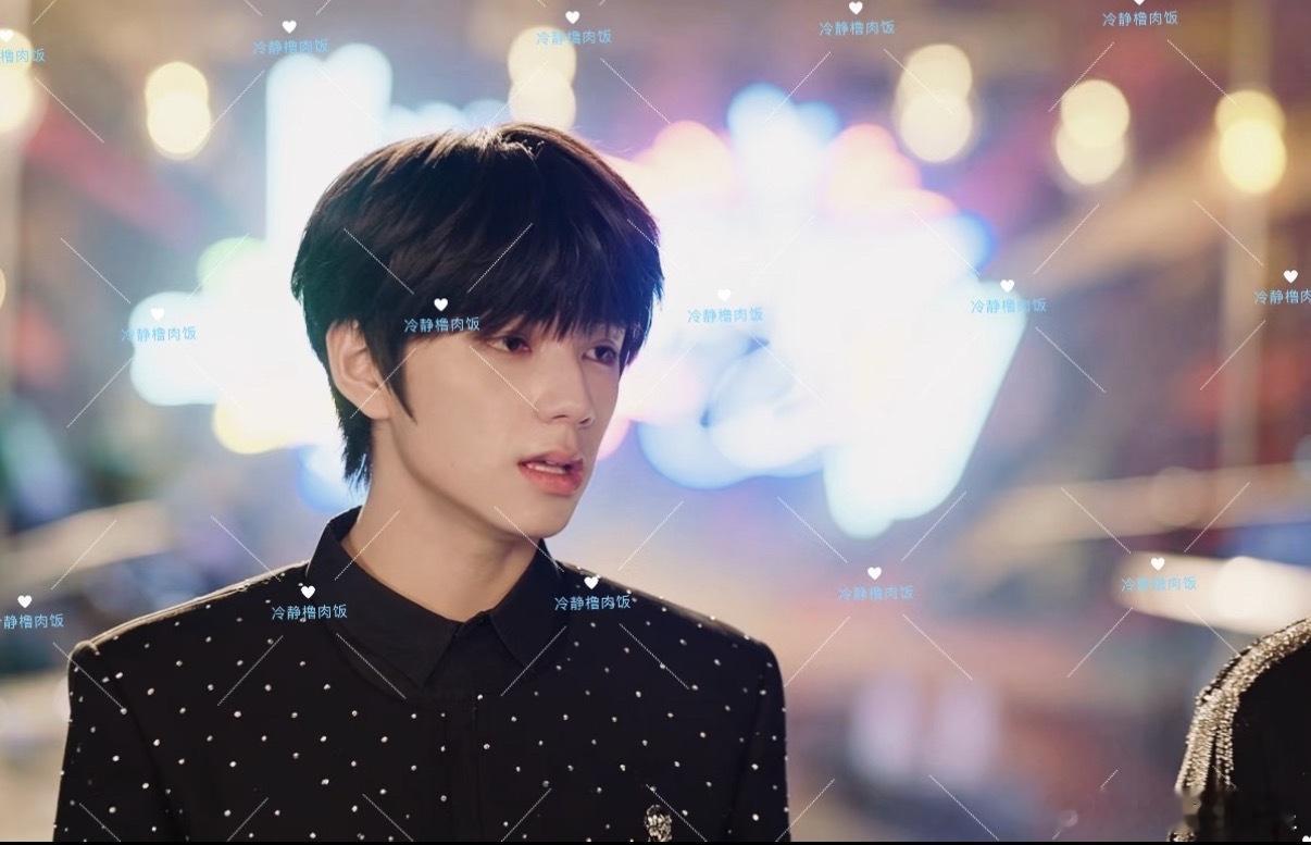 好有古早韩剧氛围感啊王橹杰古早韩剧氛围感王橹杰礼服路透