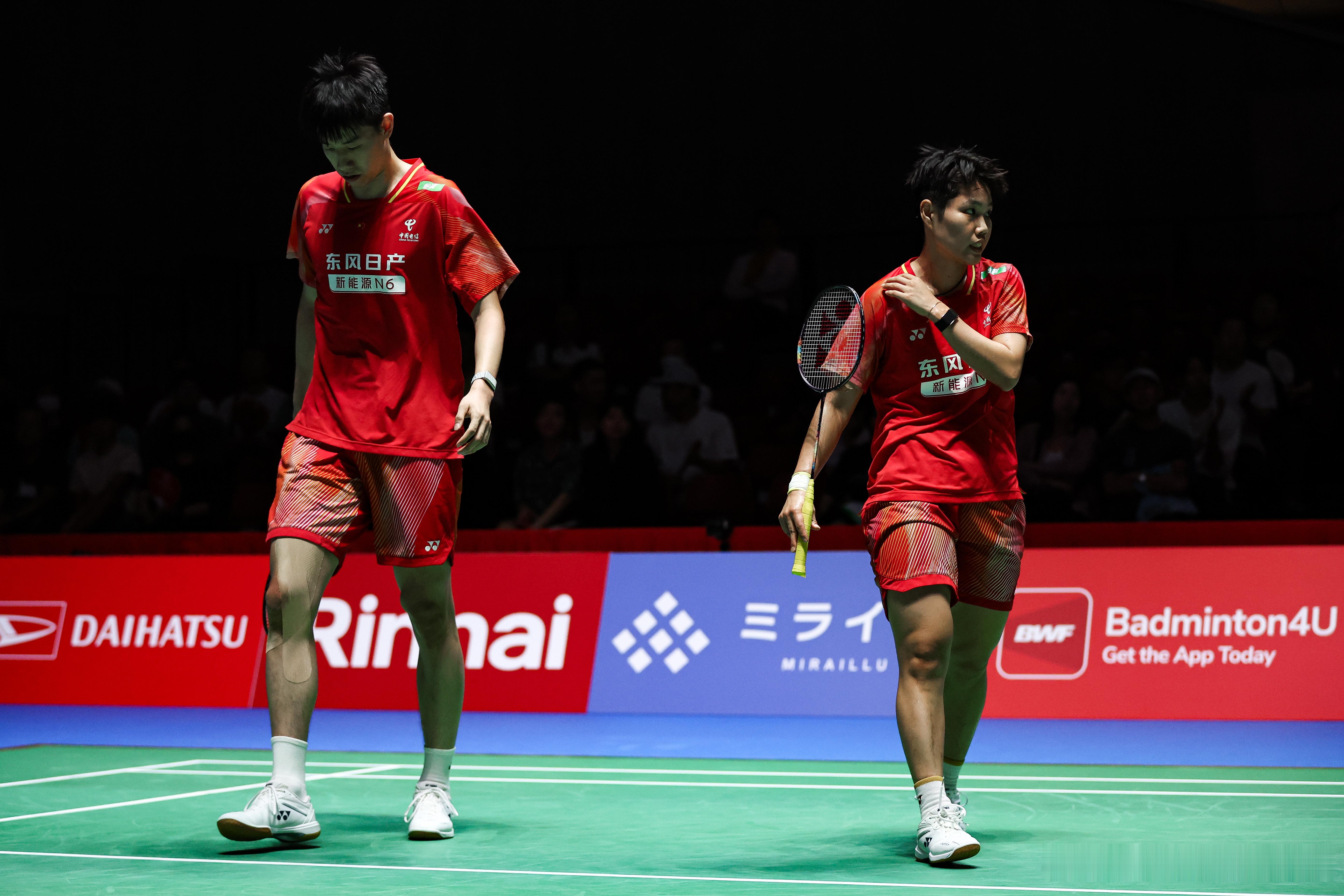 2026年日本羽毛球公开赛 半决赛赛况🔥冯彦哲/黄东萍21-13 21-8古贺