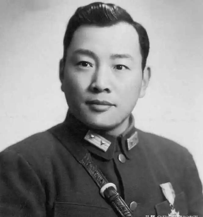 1938年9月，宋希濂率部在富金山阻击三万日军，孙连仲对手下池峰城说：“宋希濂是