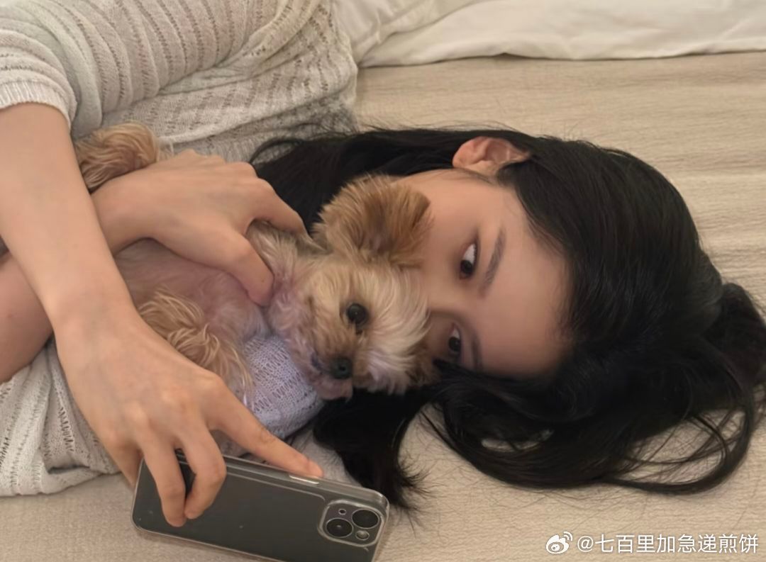 爱看仪子一些小女孩感的时刻 