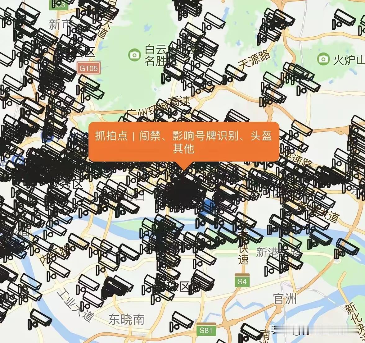 广州街头的电动自行车最近规矩多了。
 
不是交警突然多了，是街角的摄像头后面，多