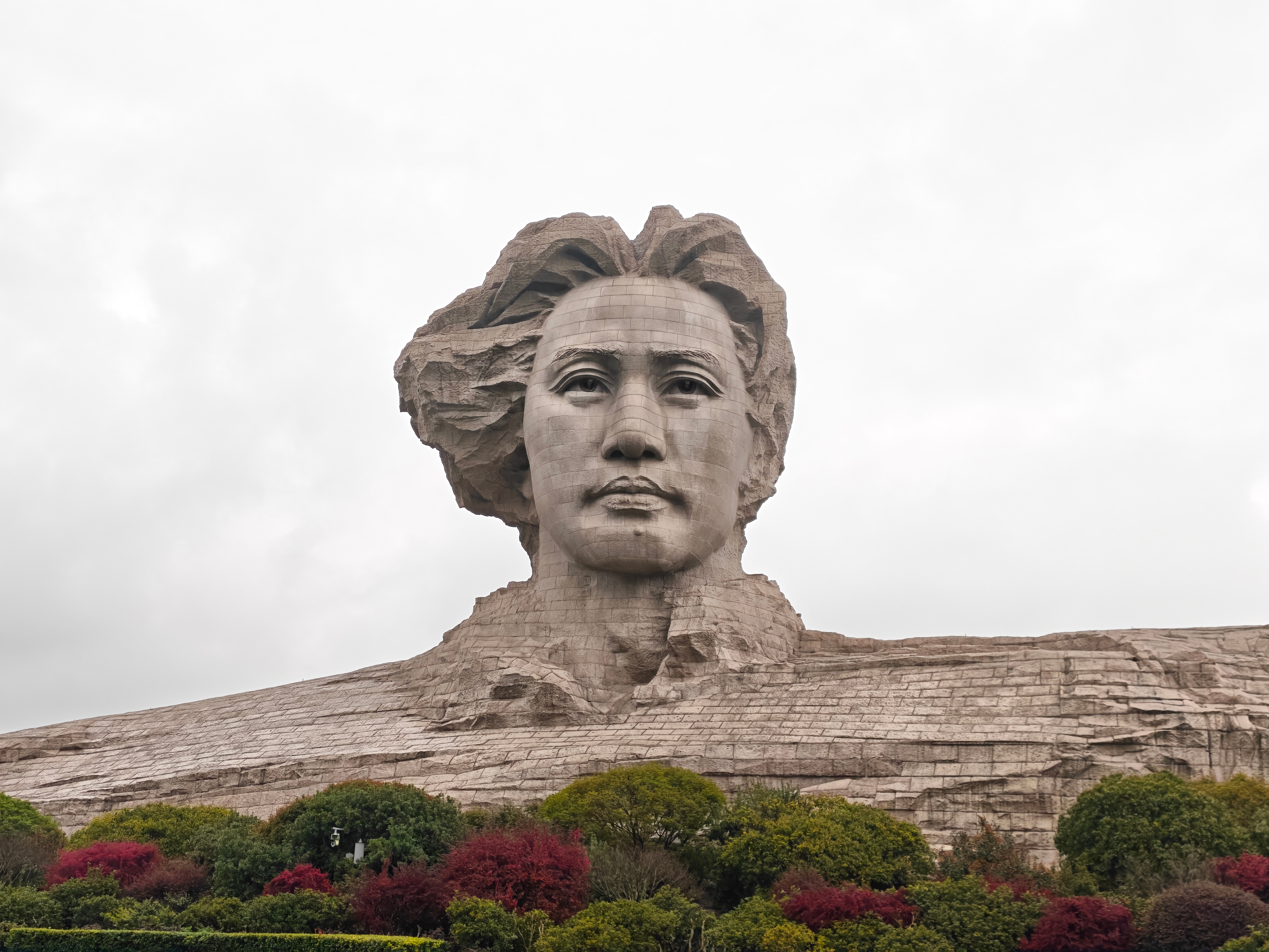 真好，意气风发原来橘子洲头真的有很多橘子树 长沙·橘子洲风景名胜区