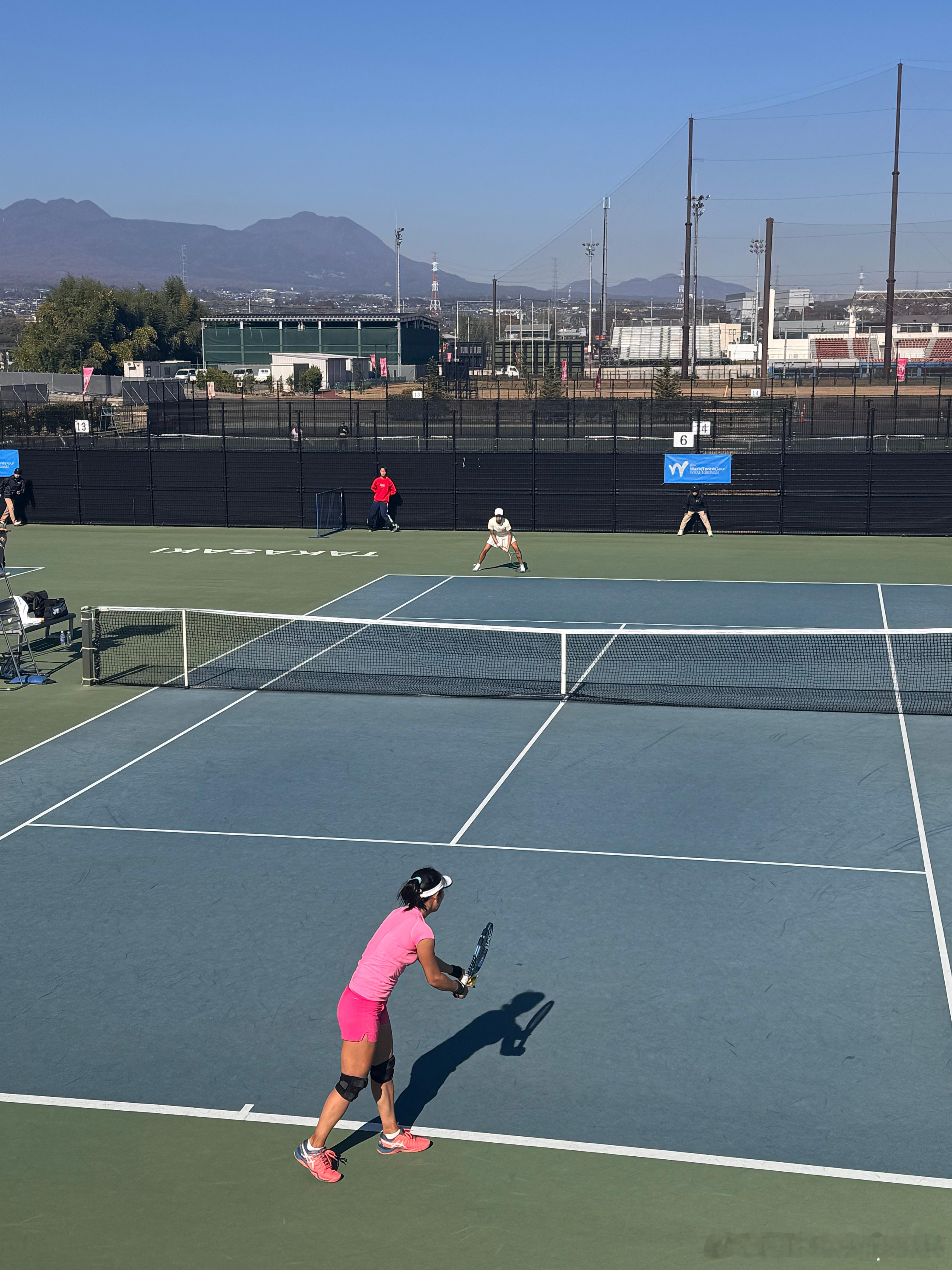 🇯🇵高崎W100女单资格赛首轮🇨🇳鲁晶晶5-7/6-4/7-5 🇨🇳