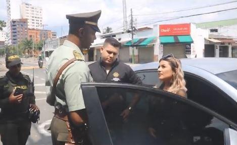国外一名成人女演员戴嘉多（Naty Delgado）先前在成人网站上传一段她与男