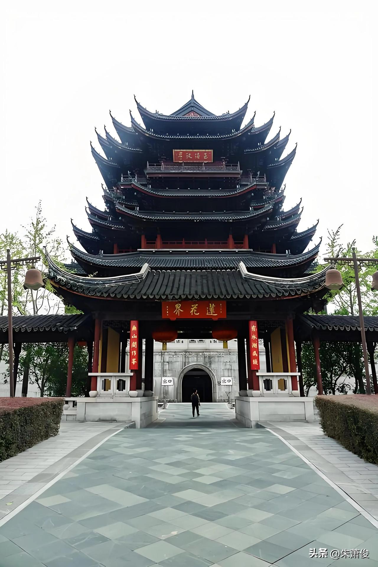 全国十大县城经济强县昆山
昆山市位于江苏省，是江苏省直管试点市，总面积931平方