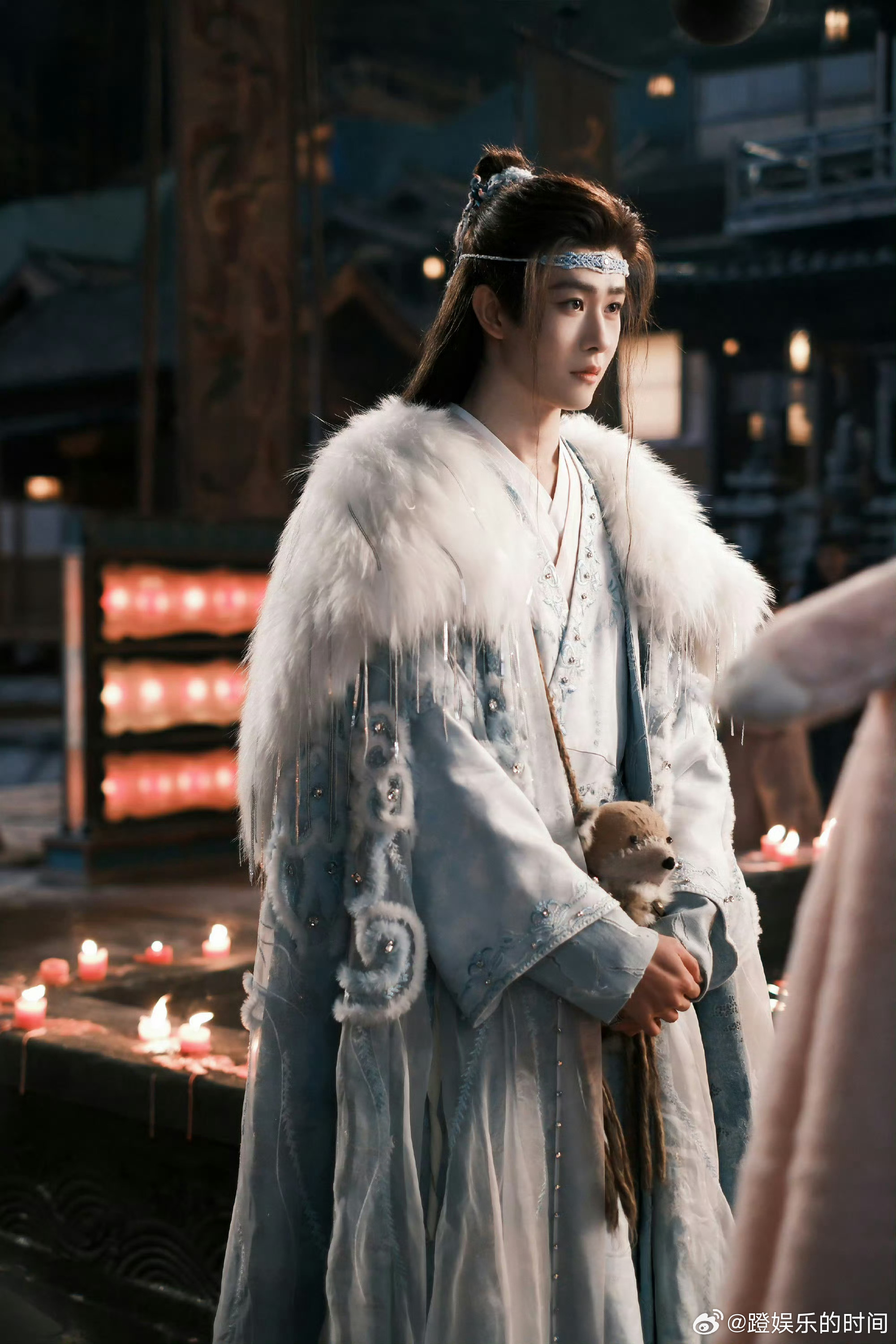 田嘉瑞对自己狠的男孩运气不会差田嘉瑞龙神对别人一巴掌自己两巴掌 寄灵萌态vs龙神