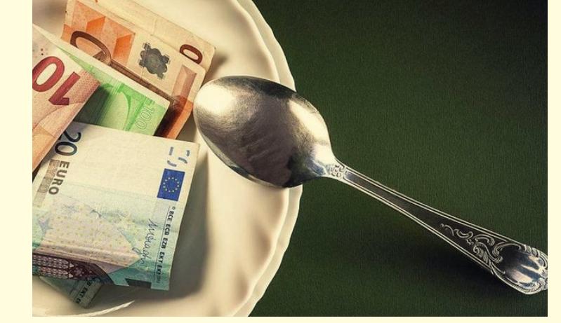 【管理真相：待遇就是员工表现】

蜗牛君现在服务的一家上市公司，目前陷入巨大的管