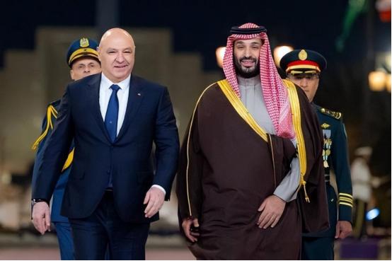 彻底翻脸！两国突然大开家门，大批美军奔赴中东，德黑兰这下慌了
 
进入3月以来，