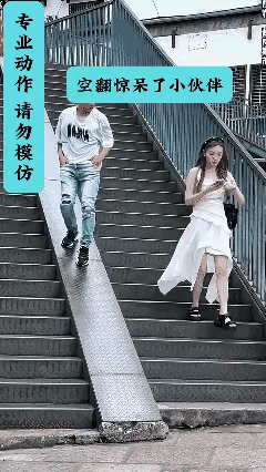 无人与我立黄昏🌇，无人问我酒可温[灵光一闪]。甘拜下风[赞]！