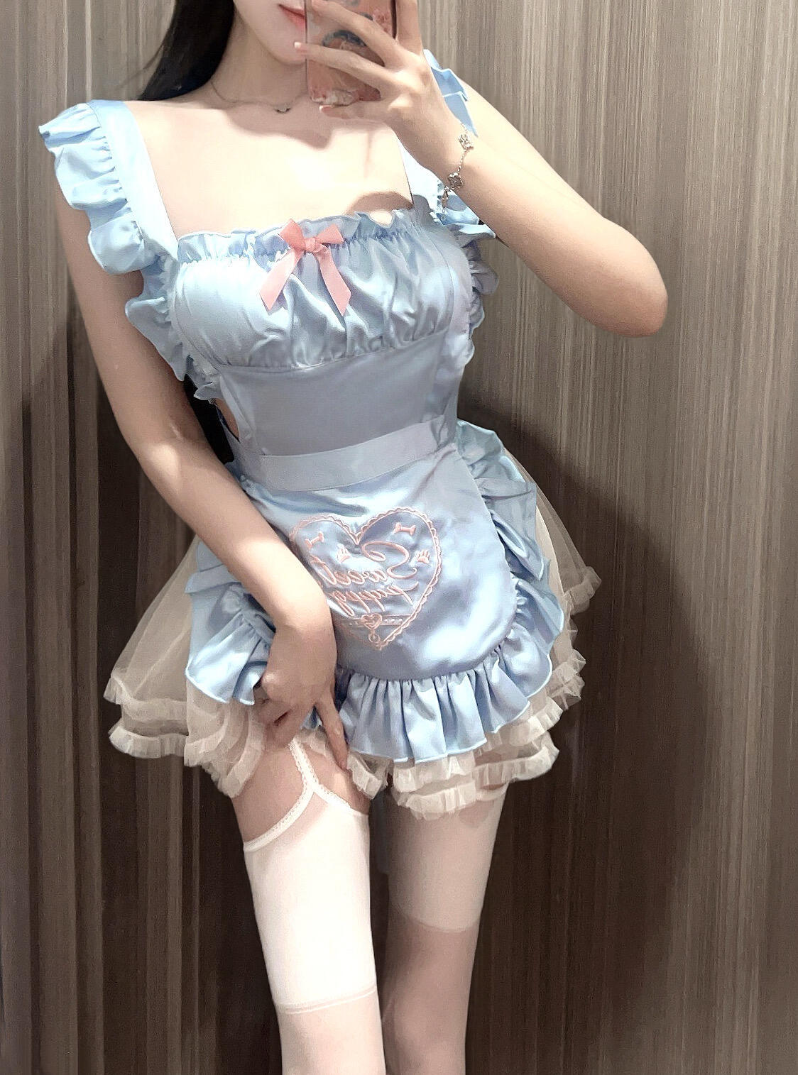 好温柔的蓝色小厨娘🥹是睡裙来的！蓝色系好可爱 ！！ 
