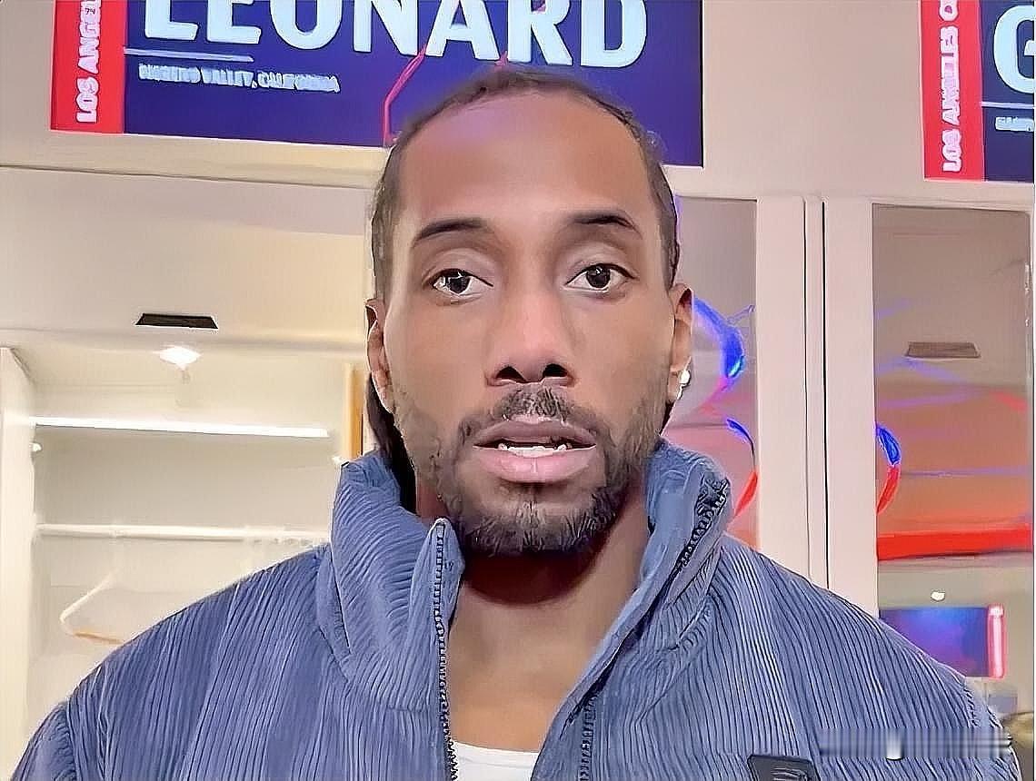 快船领袖小卡说出了肺腑之言！

近日，小卡接受采访，在被问及需要做什么才能成为真