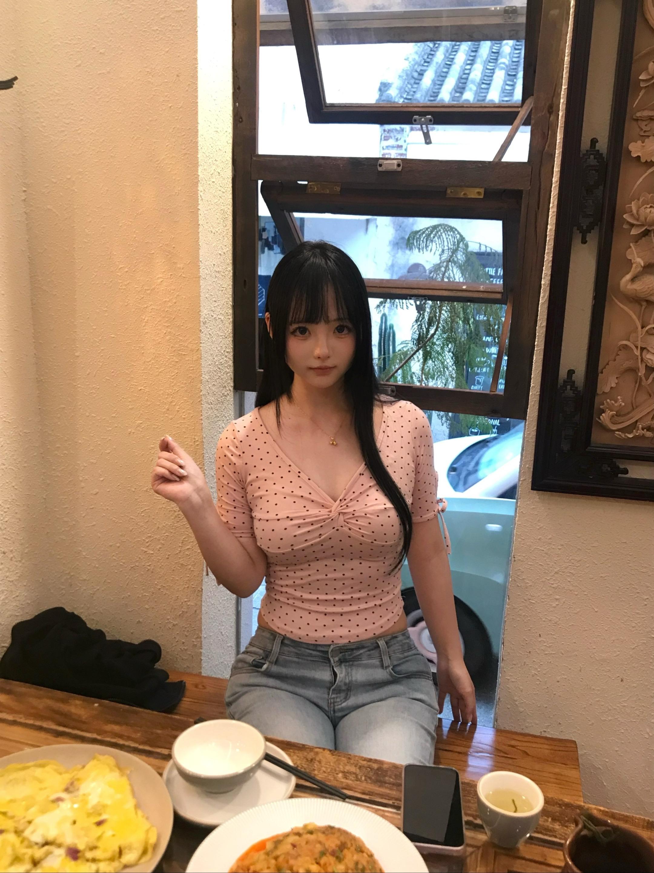 请享受和我在一起的每个瞬间 因为有一天我会拉黑你 不再和你说话