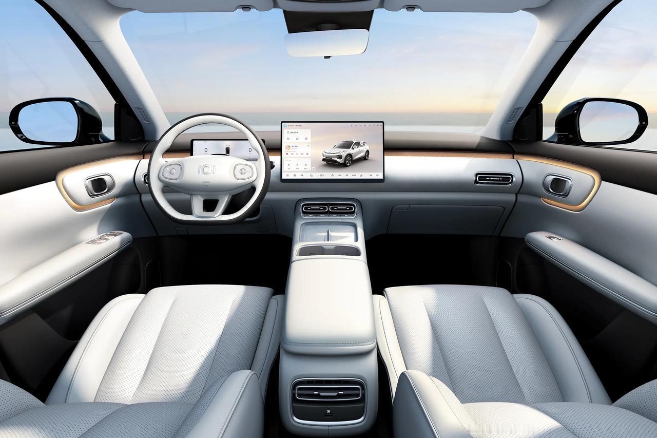 进入2026年，新能源车销量有所下滑，有解读说是购置税从全免到减半，提前消费了预