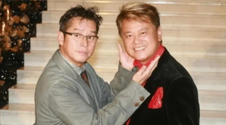 1984年香港尖沙咀的雨夜，谭咏麟攥着刚拿到的专辑版税支票站在楼盘中介门口，玻璃