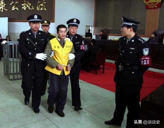 “将来你老了，我养你。”这句话，竟让一个杀了17个人的杀人魔，放下了手里的刀。