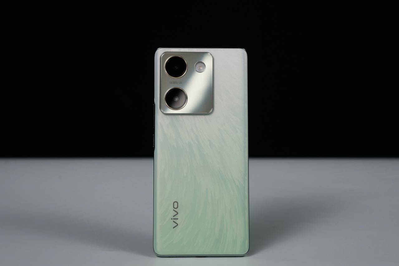 vivo Y100