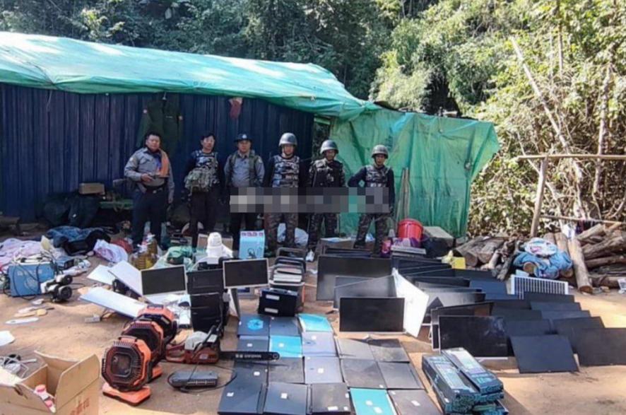 北掸邦军处于一触即溃的状态！

缅甸政府军在南林村附近，查获制毒的窝点，另外收缴