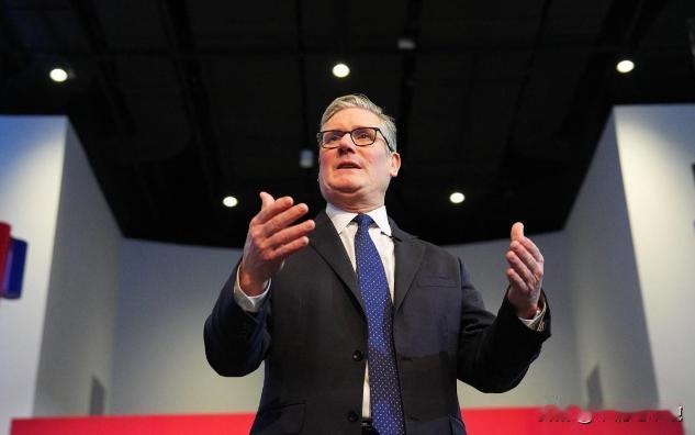 斯塔默还是被激“怒”了，他在离开中国之前，在社交媒体上发了一篇严厉的小作文，打算