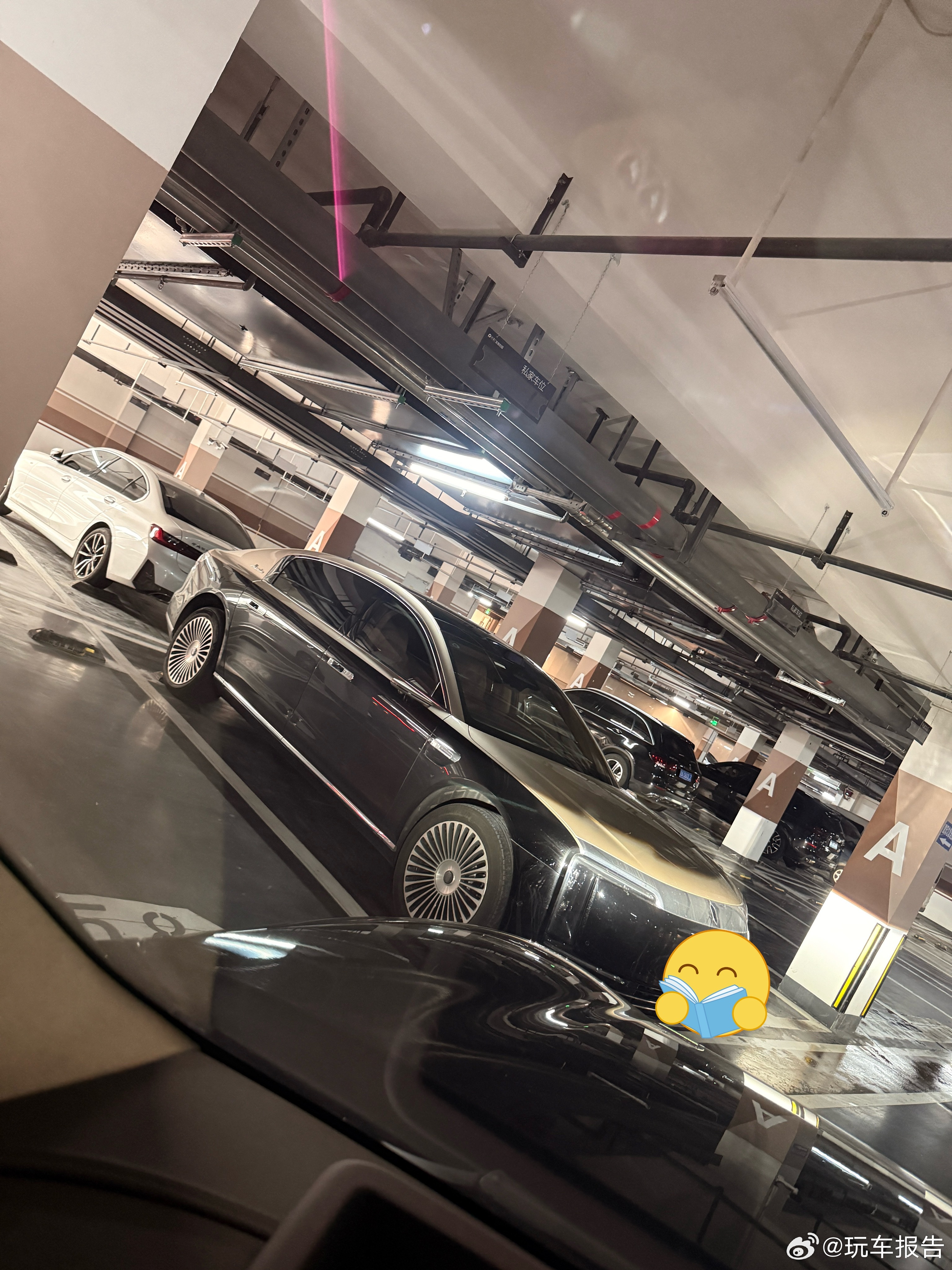 一出家门 偶遇一台尊界s800尊界s800 邻居们的品味真是越来越高了 你好同学