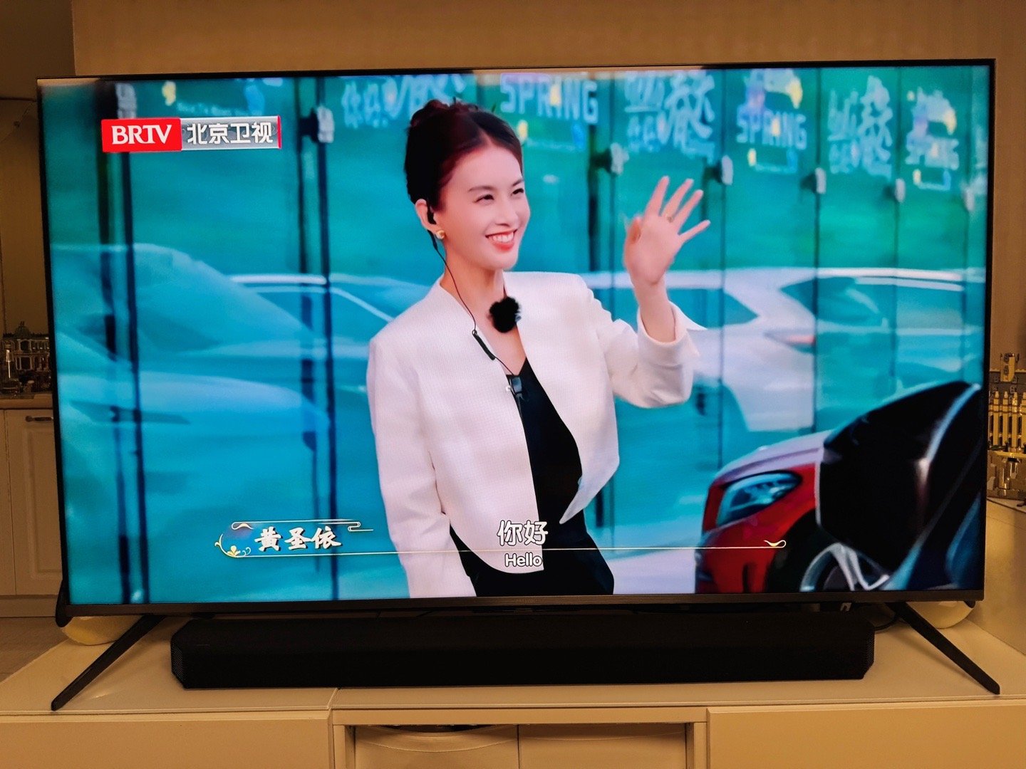 家人们！我出息了！和黄圣依、刘宇、刘一帆、马伯骞、庆怜一起录综艺节目 啦[酷]！