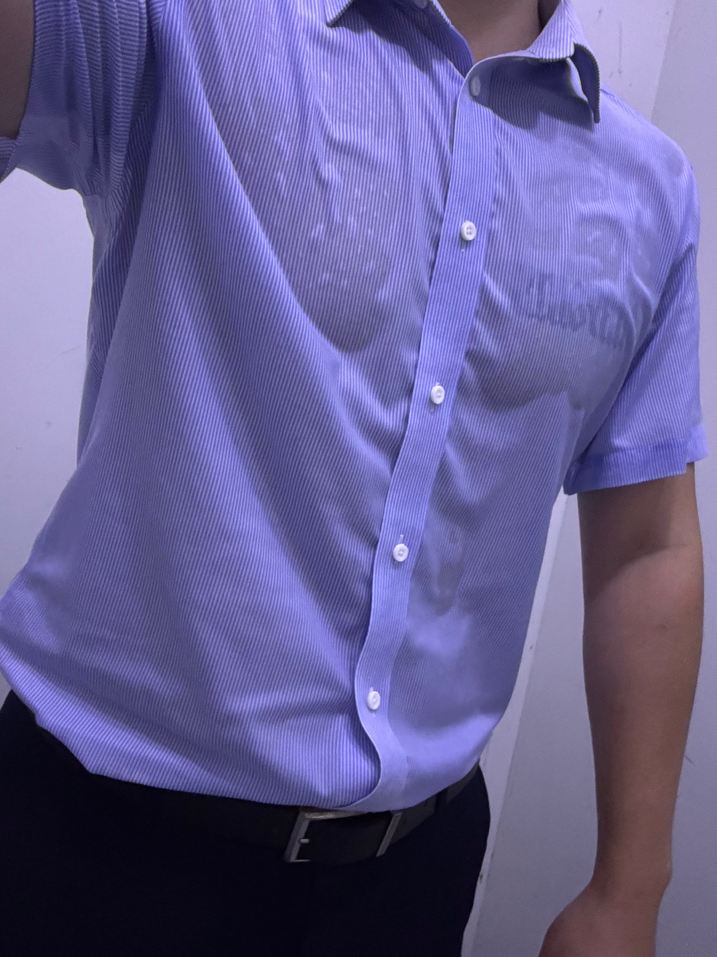 湿身~~~蹬着小电动在雨中狂奔~~~~ 