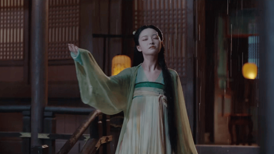 倪妮系小花后继有人 以前总觉得倪妮的氛围感无人复刻，直到看到杨舒伊！同款松弛神态