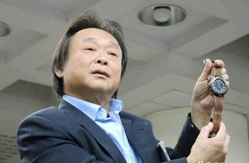 王明德是1949年台湾地下报的成员，后来偷供密友让不少革命者被捕。国民党知道他叛