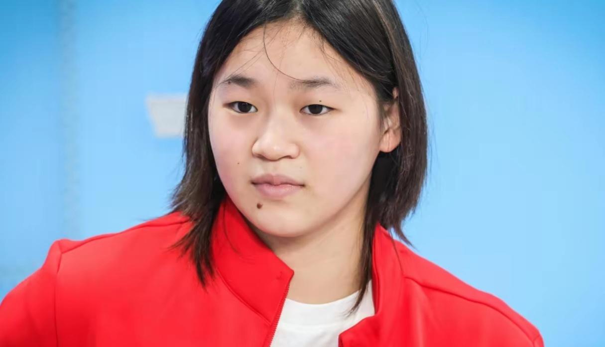 全红婵魔鬼训练导致比普通女孩晚五年初潮，谁还敢说她发胖不自律 ​​​