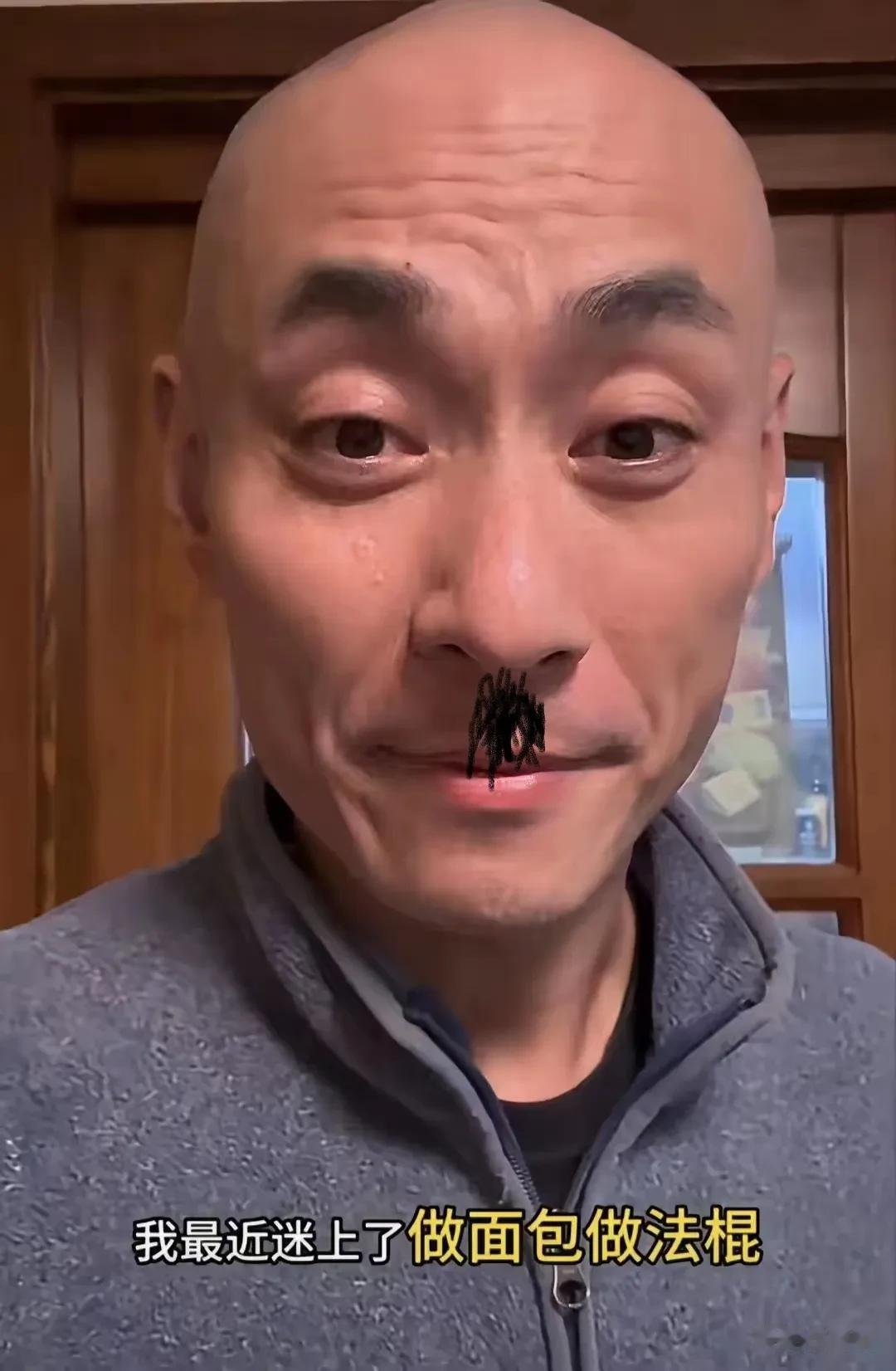 那个在长城上敲响日本战鼓的叶松源突然人间蒸发了，一个大活人就此平空消失，竟无任何