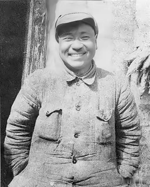 1939年，五重间谍袁殊，被76号逮捕，李士群要他招供，谁知他却一点不慌，反而淡