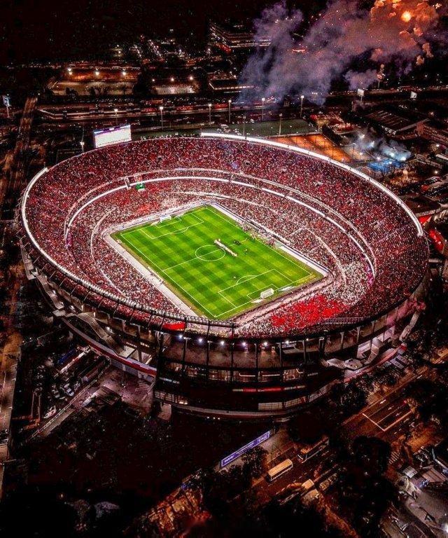 河床 🏟️ 纪念碑球场河床连续第三年蝉联全球平均上座率最高的俱乐部：🇦🇷 