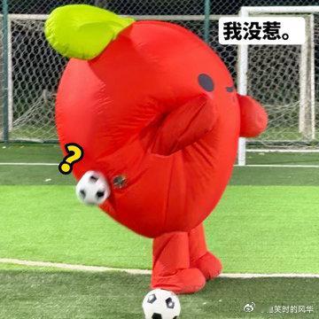 北京这场是足球赛还是整活大会没见过这么好笑的足球赛🤣夜间球场名场面不断，跑操热