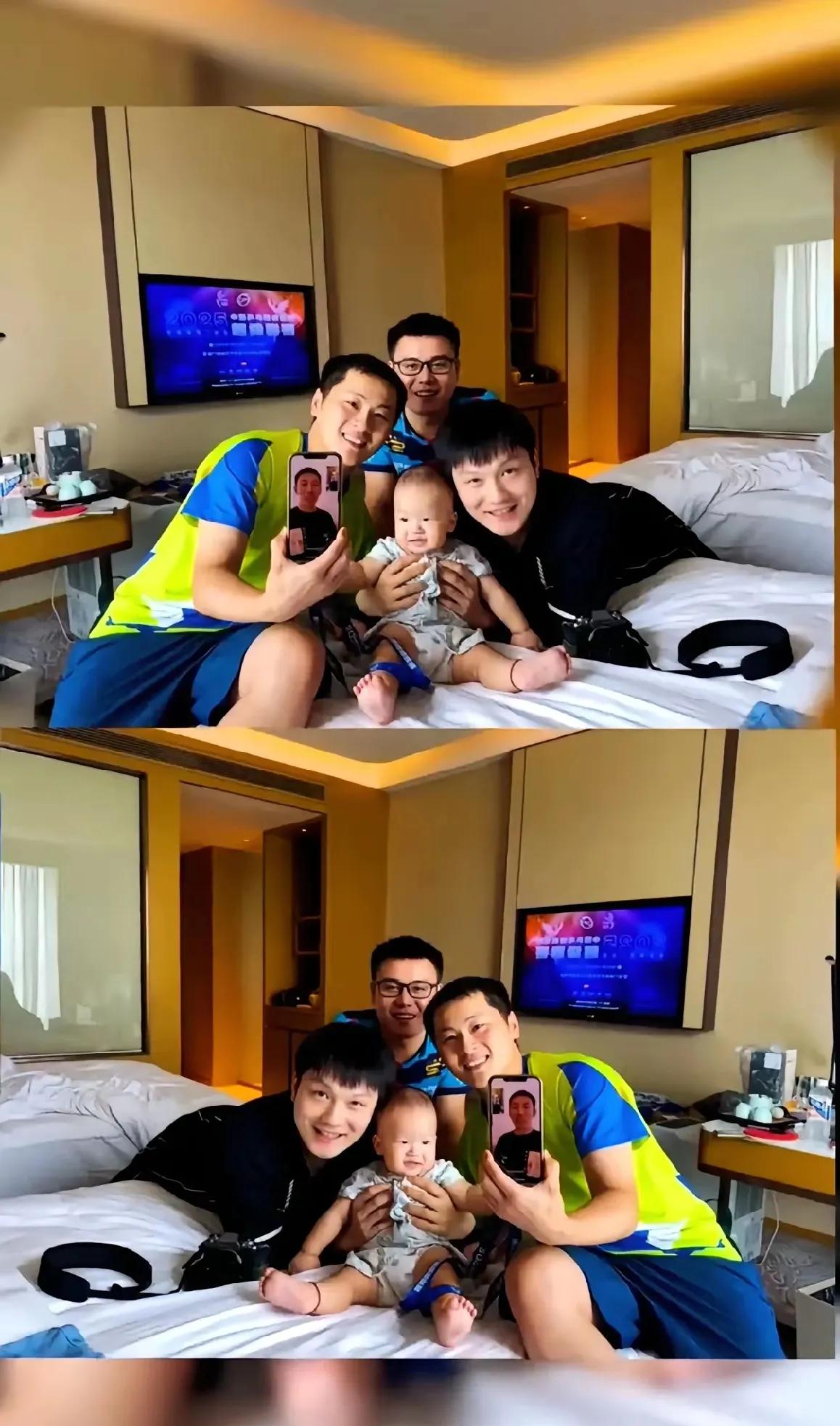 小胖也太温柔了吧！对孩子是满眼宠溺！
小胖与好兄弟郑培峰相聚，抱着孩子是爱不释手