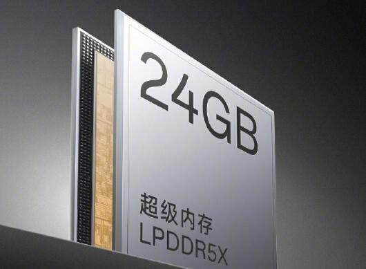 【内存价格反弹要到明年】近一年多的时间，DRAM内存价格一直处于下跌状态，三星等