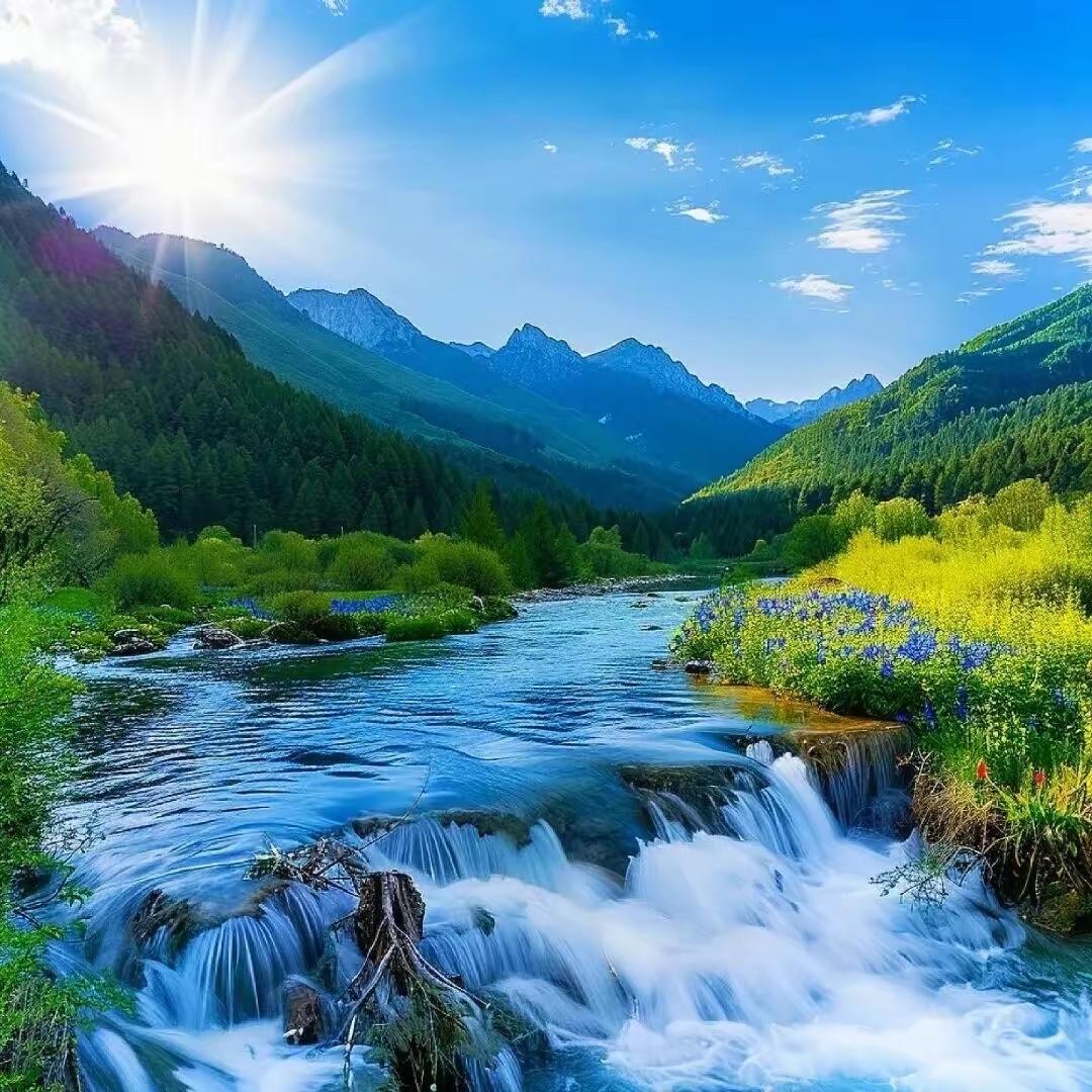 在漠北的黄沙大漠中，有一座神秘的古城，城中藏着一件上古神器——残阳刀。此刀刀身通