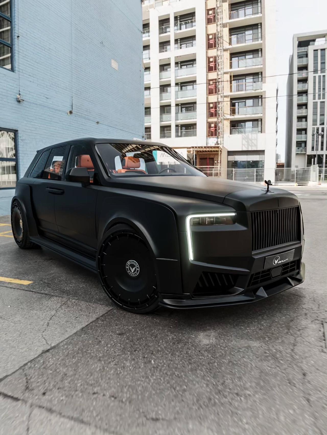 Cullinan 2025 泰坦尼克斯焕新升级