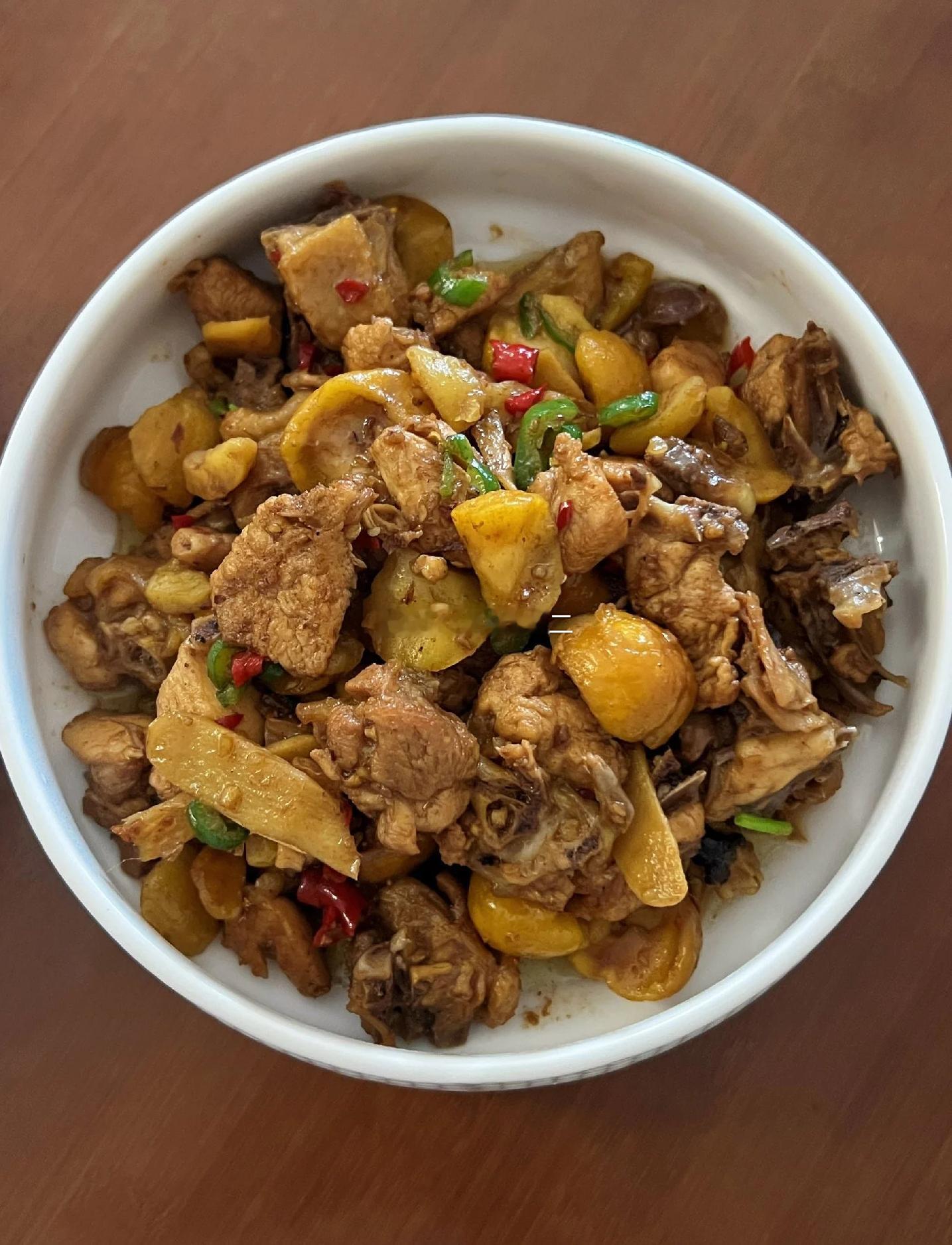 老曹对做饭从来都是认真的，自己吃好比什么都好金价黄金