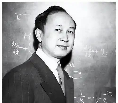 1955年，钱学森回国后，中科院每月给他发350元人民币，后来增聘为院士后，每月