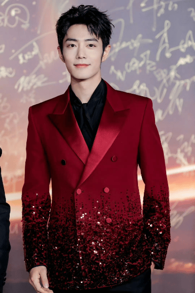 致肖战：逐梦前行，共赴新程
 
肖战[超话] 热度炸裂！肖战要开演唱会了吗 话题