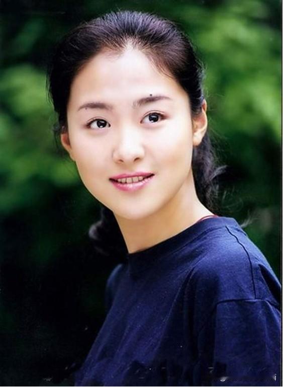 古典第一美女，果真是名不虚传，这颜值比何晴都要漂亮。还记得她演绎过的赛西施吗？