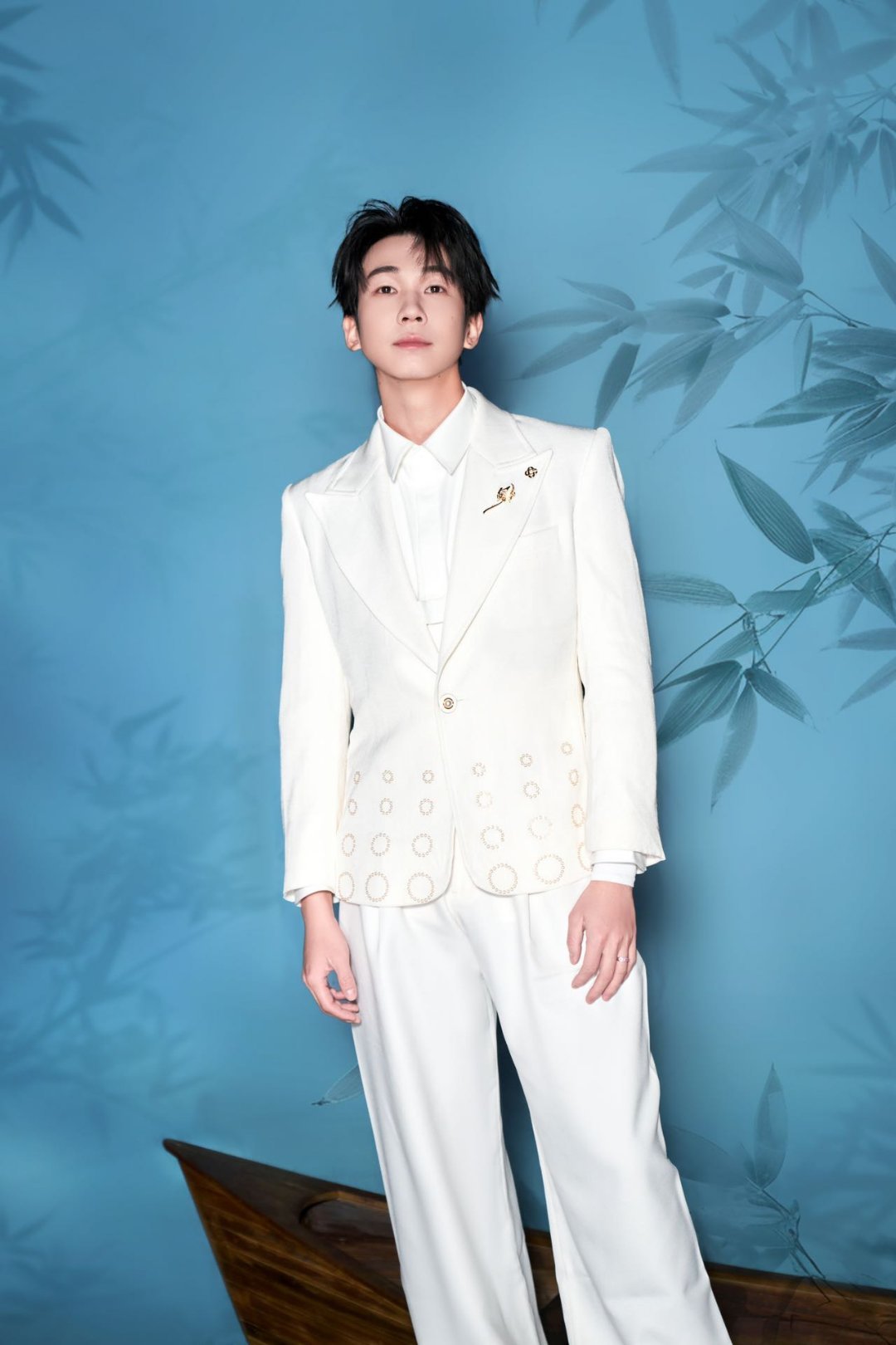 #白举纲国风摇滚版蜀道难# 白举纲真的太有才了！把《蜀道难》演绎得如此震撼，国风
