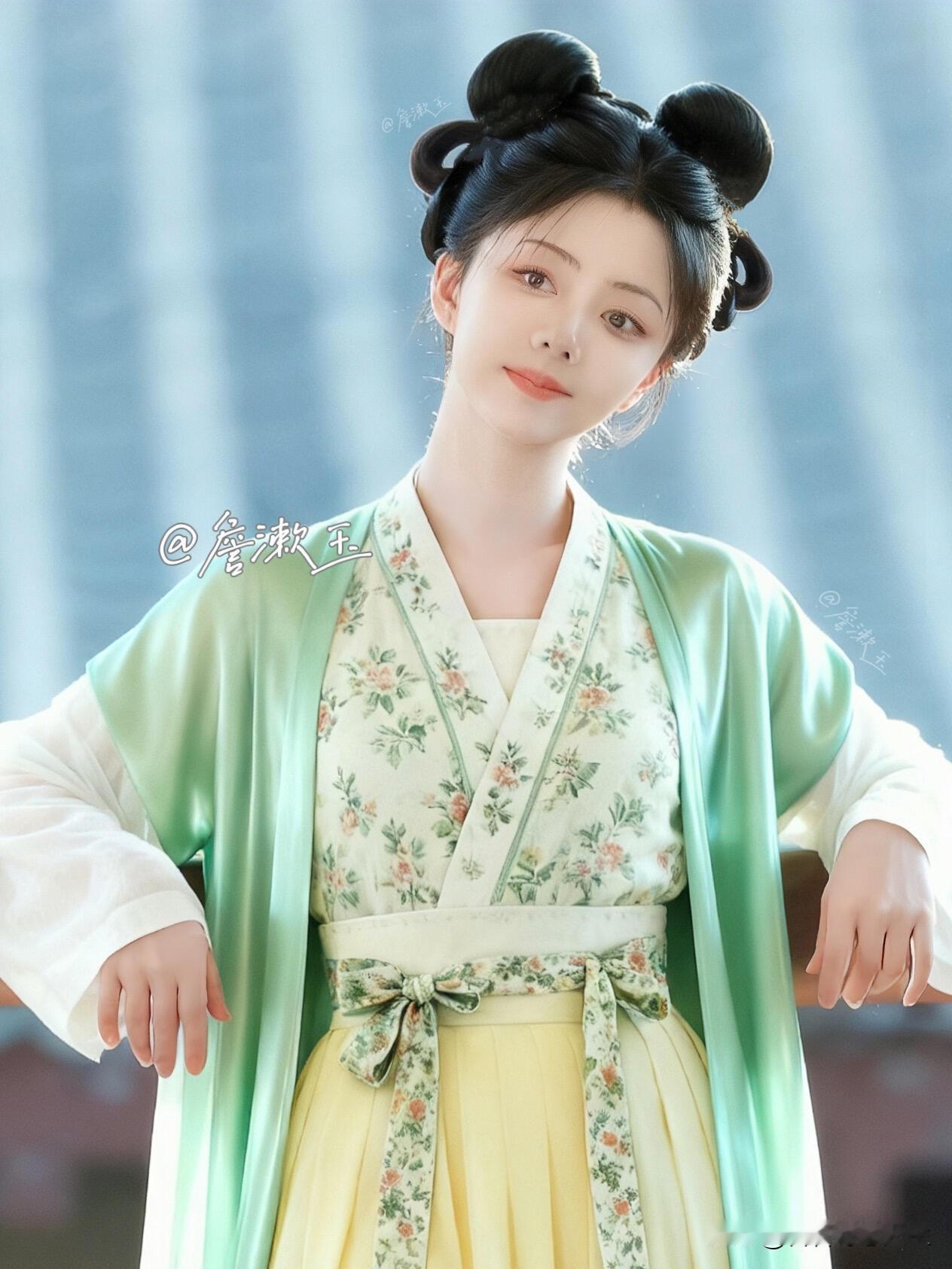 谭松韵在该剧中饰演的古风少女角色以清新脱俗的气质和温婉的表演风格著称。谭松韵 谭