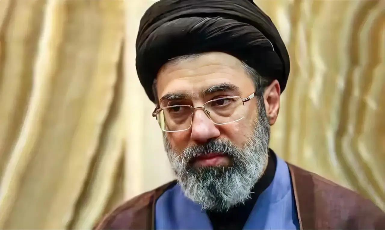 伊朗最高领袖穆杰塔巴·哈梅内伊即将发表当选以后的首份声明，谁会最想知道是什么内容