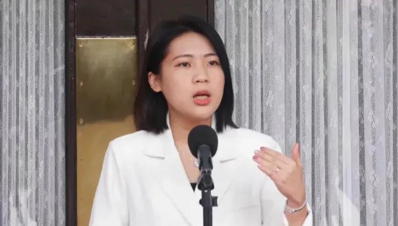 徐晓芯大姑、姑丈涉及洗钱与诈骗案，涉案金额高达2700万元，被台当局收押禁见。国